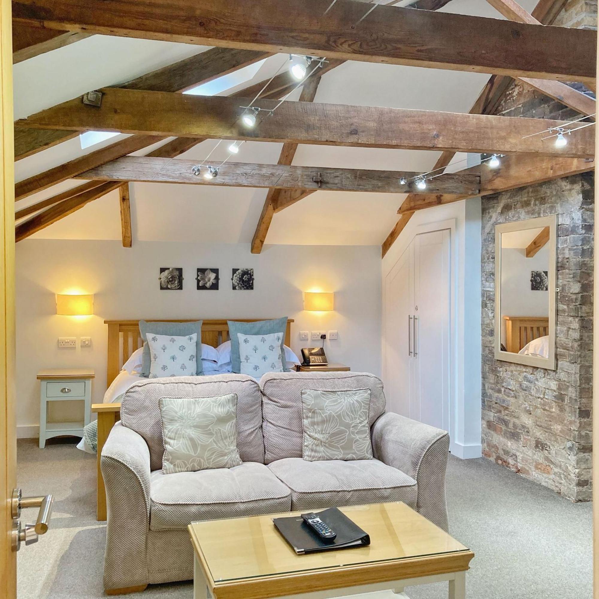 The Britannia & Waves Restaurant Inn St Austell